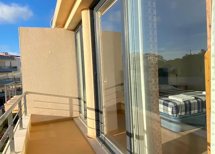 Apartamento With Breathtaking View Praia da Lourinhã